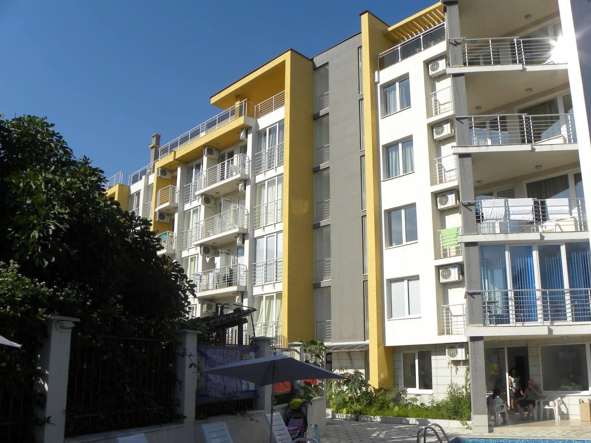 Apartcomplex New Tawn Obzor Exterior photo