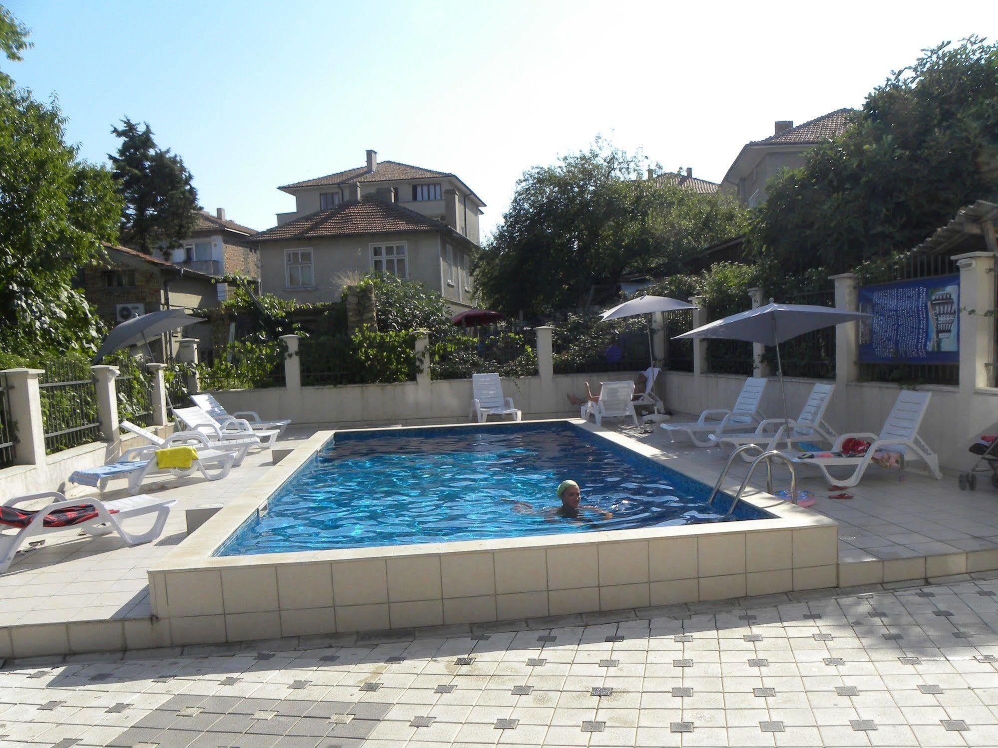 Apartcomplex New Tawn Obzor Exterior photo